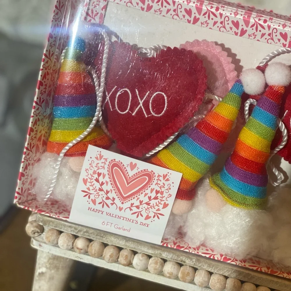 Golden Good Health Co Valentine Garland